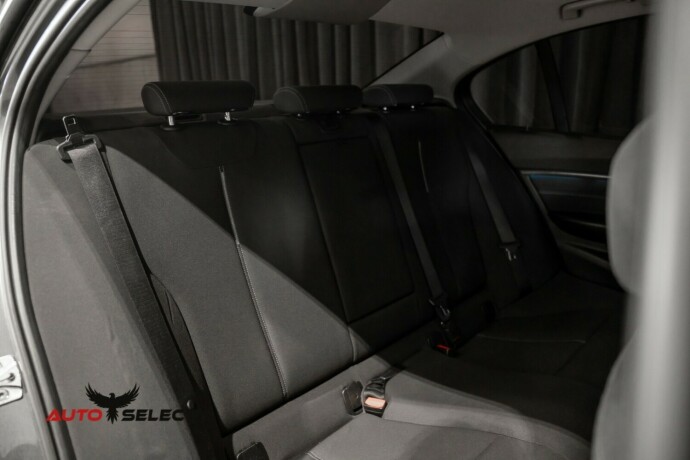 bmw-3-serie-diesel-2013-big-13