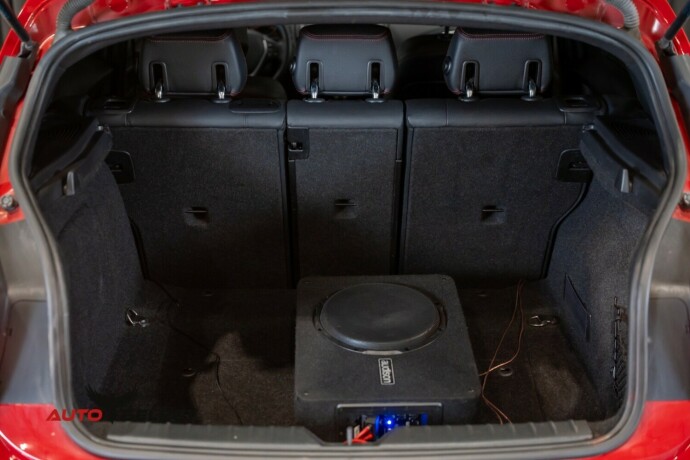 bmw-1-serie-diesel-2012-big-9