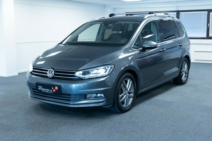 volkswagen-touran-bensin-2017-big-0