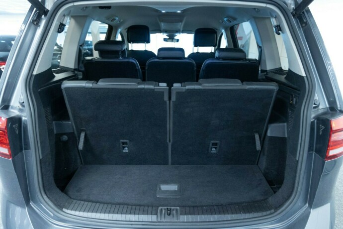 volkswagen-touran-bensin-2017-big-6