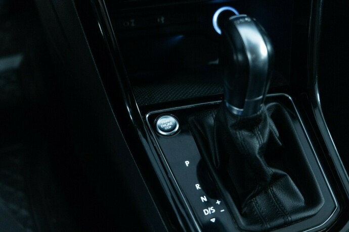 volkswagen-touran-bensin-2017-big-20