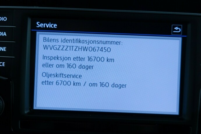 volkswagen-touran-bensin-2017-big-25