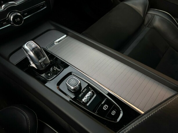 volvo-xc-60-elektrisitetbensin-2018-big-20