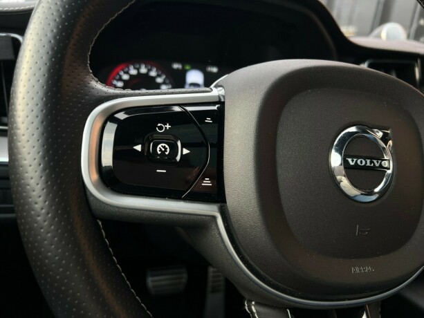 volvo-xc-60-elektrisitetbensin-2018-big-13