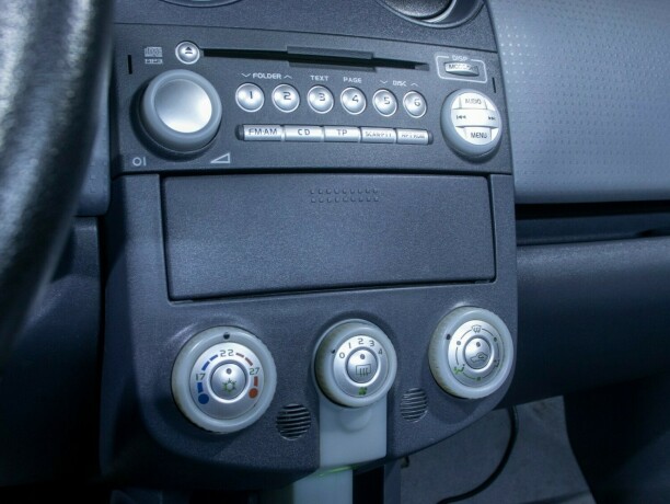 mitsubishi-colt-bensin-2007-big-35