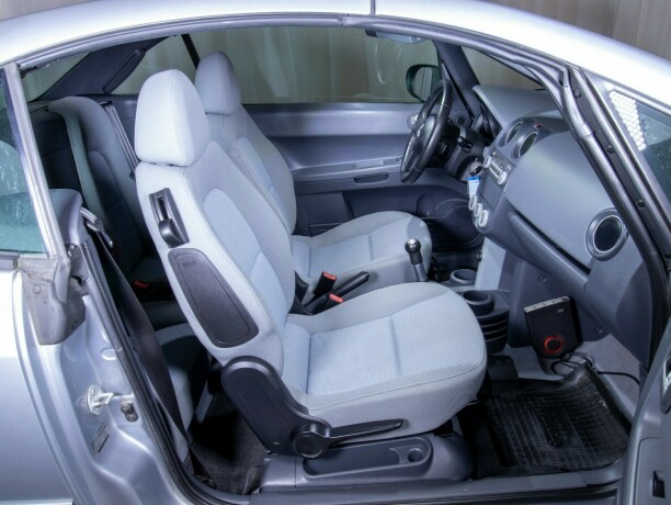 mitsubishi-colt-bensin-2007-big-50