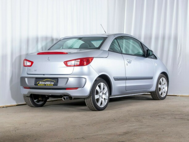 mitsubishi-colt-bensin-2007-big-7