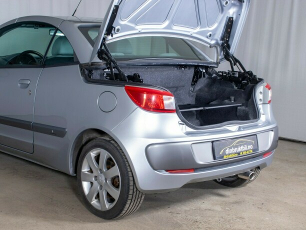 mitsubishi-colt-bensin-2007-big-18