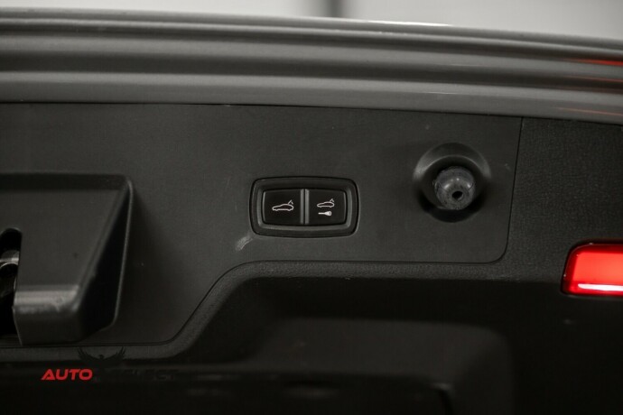 porsche-panamera-elektrisitetbensin-2018-big-14