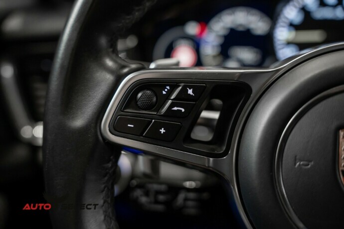 porsche-panamera-elektrisitetbensin-2018-big-40