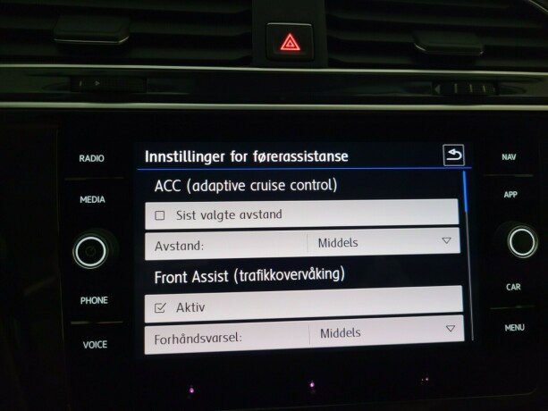 volkswagen-tiguan-diesel-2018-big-37