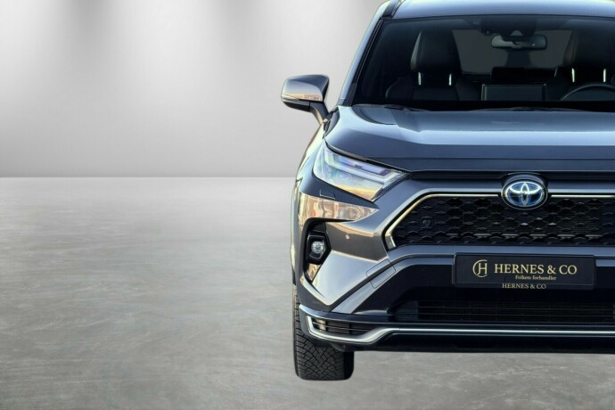 toyota-rav4-plug-in-hybrid-elektrisitetbensin-2023-big-4