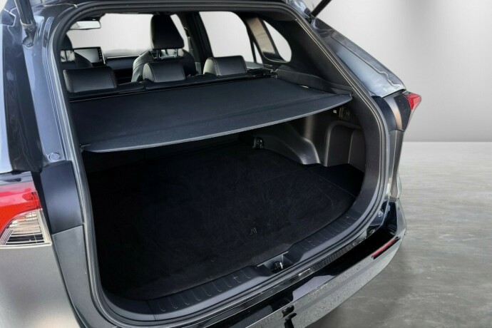 toyota-rav4-plug-in-hybrid-elektrisitetbensin-2023-big-12