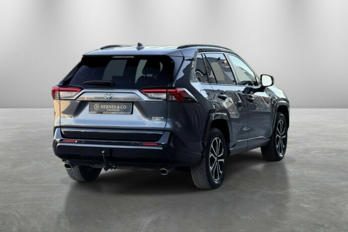 toyota-rav4-plug-in-hybrid-elektrisitetbensin-2023-big-6