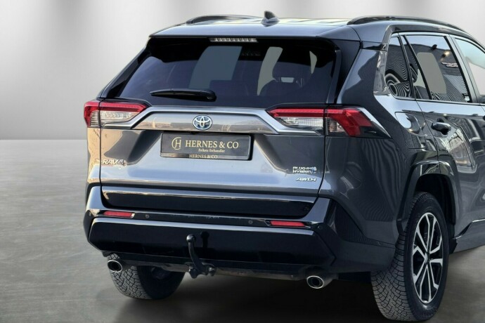 toyota-rav4-plug-in-hybrid-elektrisitetbensin-2023-big-7