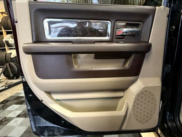 dodge-ram-diesel-2012-big-47