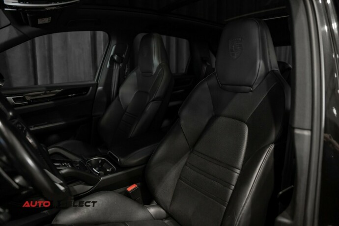 porsche-cayenne-elektrisitetbensin-2018-big-29