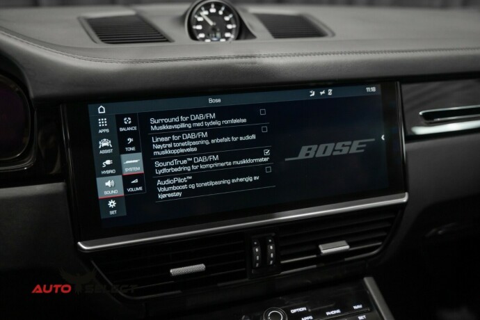 porsche-cayenne-elektrisitetbensin-2018-big-60