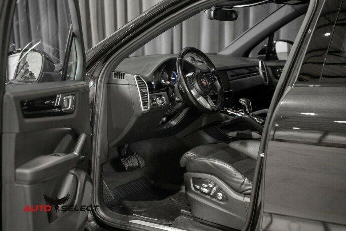 porsche-cayenne-elektrisitetbensin-2018-big-28