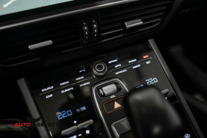 porsche-cayenne-elektrisitetbensin-2018-big-47