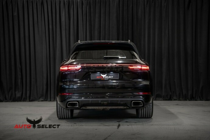 porsche-cayenne-elektrisitetbensin-2018-big-10