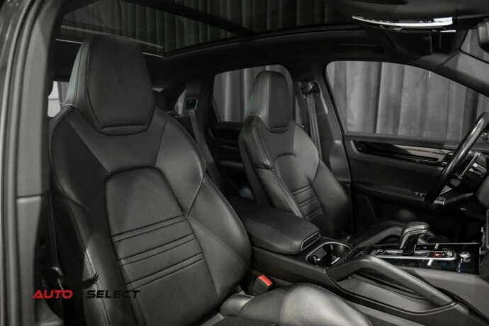 porsche-cayenne-elektrisitetbensin-2018-big-24