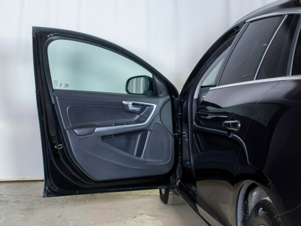 volvo-v60-diesel-2013-big-18