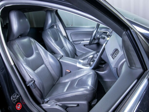 volvo-v60-diesel-2013-big-46