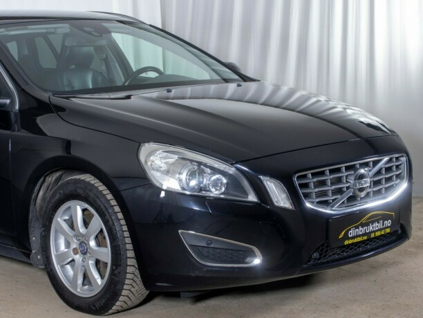 volvo-v60-diesel-2013-big-3