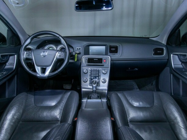 volvo-v60-diesel-2013-big-38