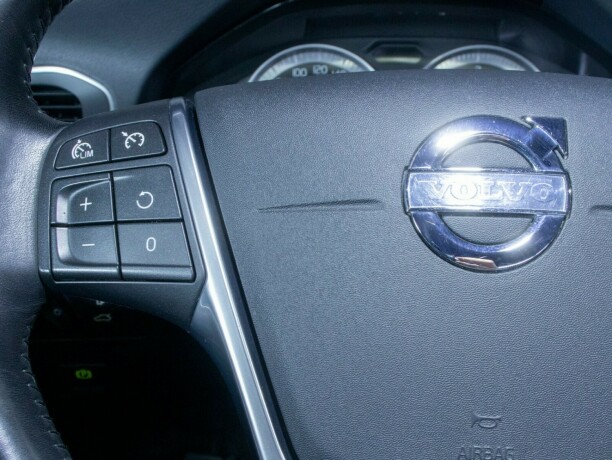 volvo-v60-diesel-2013-big-27