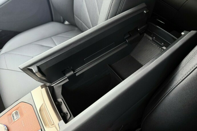 bmw-ix-elektrisitet-2022-big-26