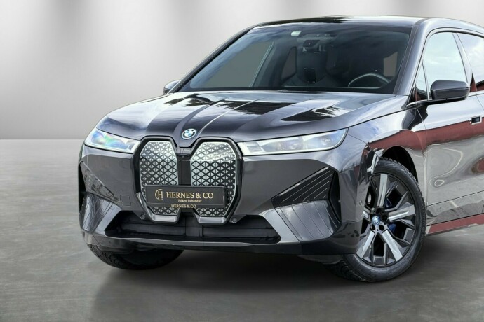 bmw-ix-elektrisitet-2022-big-1