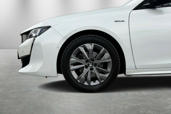 peugeot-508-bensin-2020-big-12