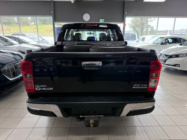 isuzu-d-max-diesel-2012-big-5