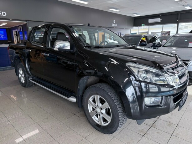 isuzu-d-max-diesel-2012-big-8