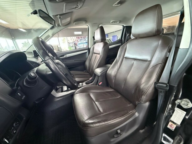 isuzu-d-max-diesel-2012-big-10