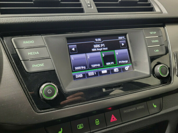 skoda-fabia-bensin-2018-big-13