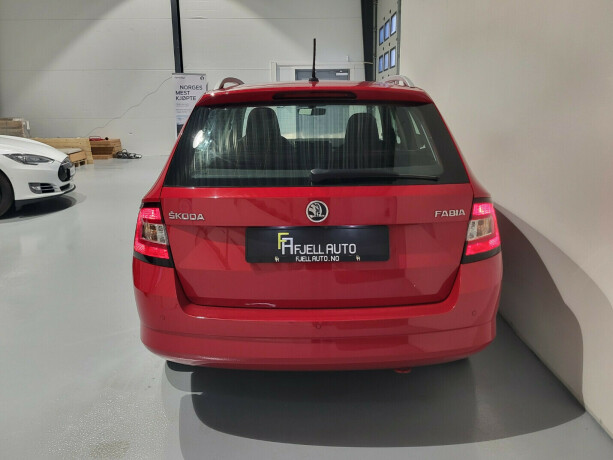 skoda-fabia-bensin-2018-big-7