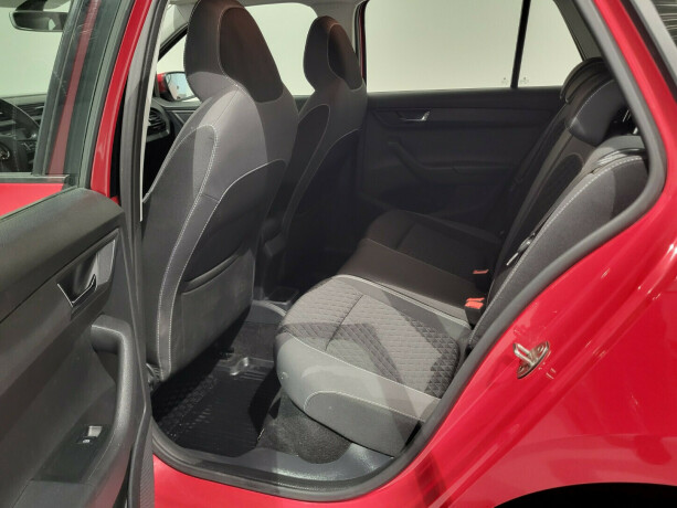 skoda-fabia-bensin-2018-big-20