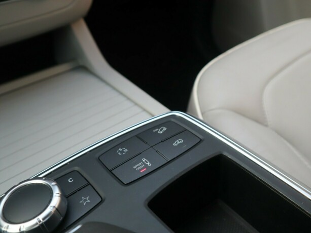 mercedes-benz-m-klasse-diesel-2013-big-22