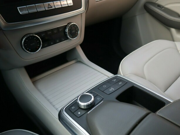 mercedes-benz-m-klasse-diesel-2013-big-16