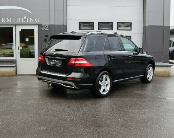 mercedes-benz-m-klasse-diesel-2013-big-1