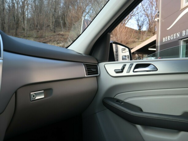 mercedes-benz-m-klasse-diesel-2013-big-17