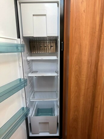 dethleffs-trend-t7057-queensbed-senkeseng-truma-6eh-gulvvarme-stort-kj248leskap-diesel-2016-big-44