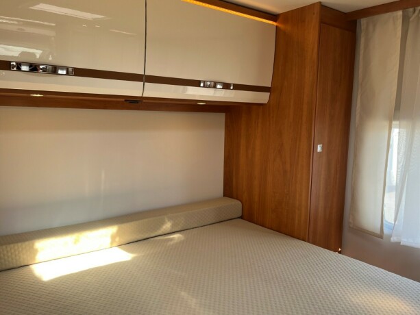 dethleffs-trend-t7057-queensbed-senkeseng-truma-6eh-gulvvarme-stort-kj248leskap-diesel-2016-big-68