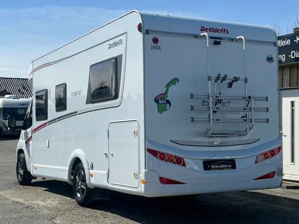 dethleffs-trend-t7057-queensbed-senkeseng-truma-6eh-gulvvarme-stort-kj248leskap-diesel-2016-big-6