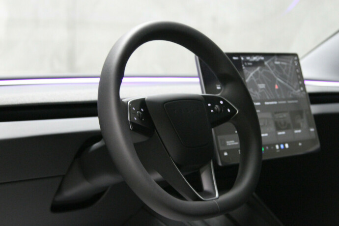 tesla-model-3-elektrisitet-2024-big-24