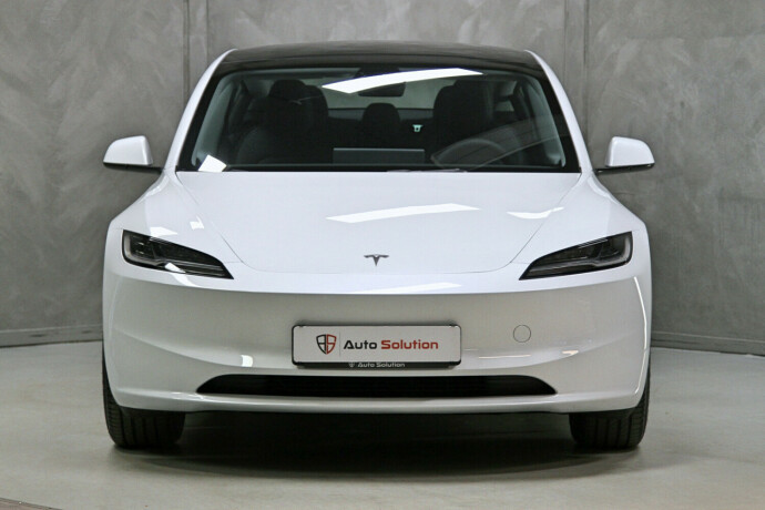 tesla-model-3-elektrisitet-2024-big-30