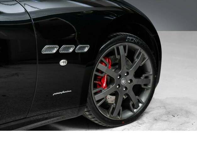 maserati-granturismo-bensin-2012-big-7